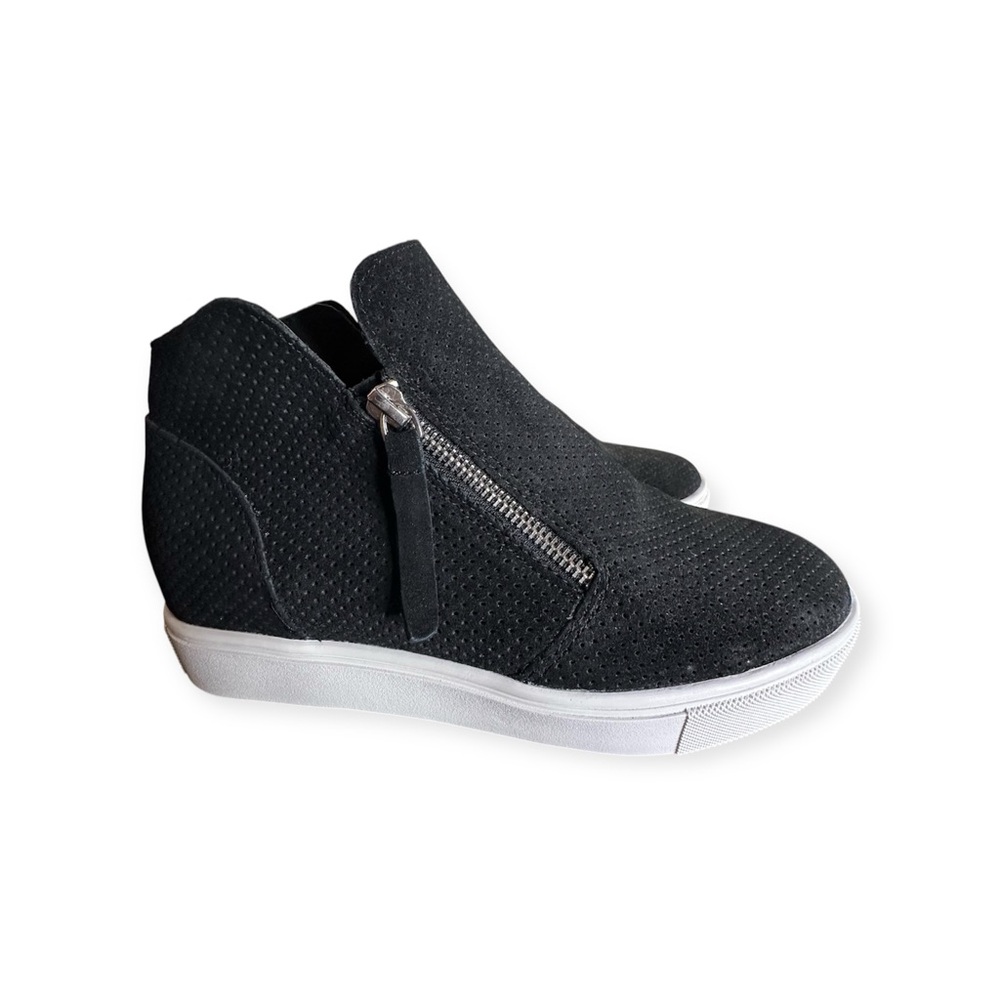Steve Madden Caliber Suede Wedge Sneaker
